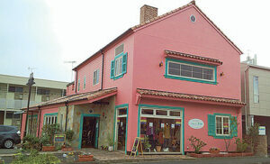 「サロン・ド・ラン」で「感謝祭セール」 センスよく手頃な婦人服やバッグそろう(茨城・水戸市)