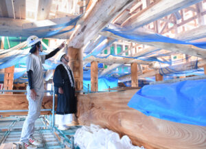 匠の技術が本堂を再建中　無量寿寺（茨城・鉾田市）