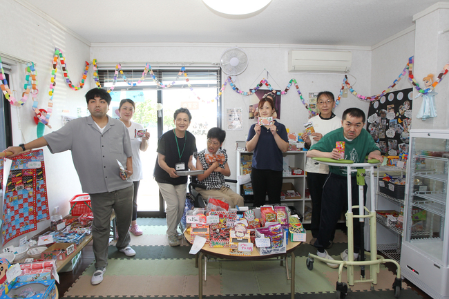 ＮＰＯの駄菓子屋さん　福祉施設内に開店　利用者が切り盛り（茨城・潮来市）