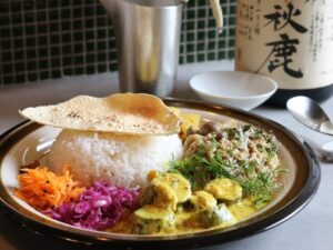 日本酒とカレーの店 燗酒(かんざけ)とカレー grand (グランド)(茨城・水戸市)