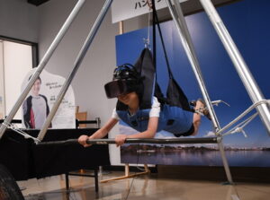 VRで鳥になろう 企画展「そらとぶいきもの大集合!」 市立博物館(茨城・水戸市)