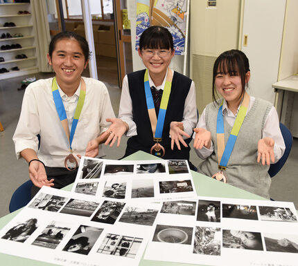 写真甲子園で優秀賞　県立笠間高　メディアアート部の３人（茨城・笠間市）   