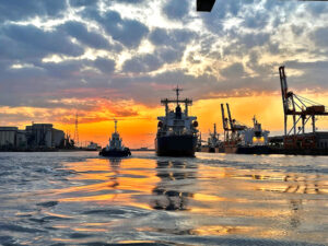 10~12月 鹿島港工場夜景クルーズ 鹿島埠頭(茨城・神栖市)