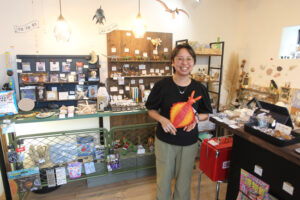 鉱石など 趣味が高じて開店 博物趣味ラボ(茨城・水戸市)