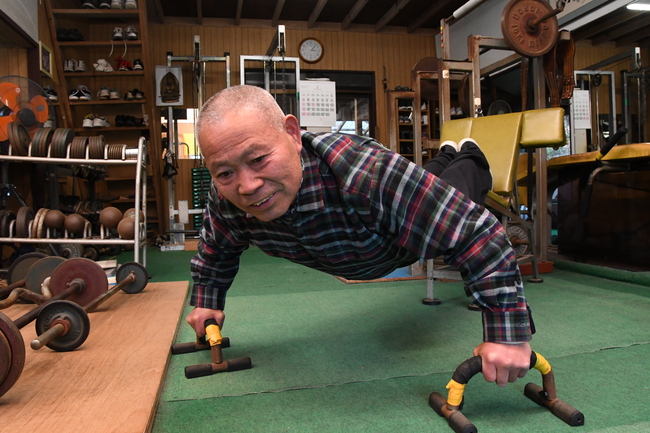 60歳以上限定筋トレ講座　ボディービル歴５８年の磯野さんが開催（茨城・笠間市）