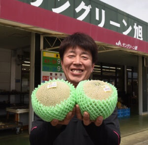 確実に甘いメロン入荷中　サングリーン旭（茨城・鉾田市）