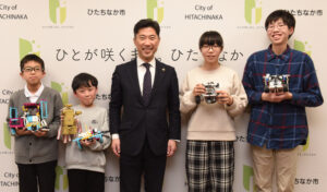 全国での活躍を報告 ロボット教室クレファスで学ぶ4人(茨城・ひたちなか市)