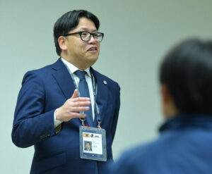 【全力コラム④】「圧倒的なホーム感」を作り出そう！　水戸ホーリーホック・小島耕社長