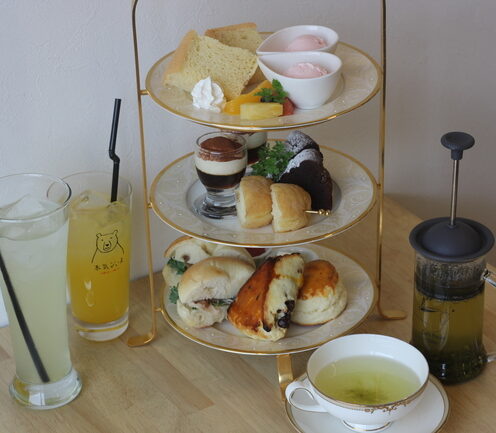 華やかアフタヌーンティー Café foleclo カフェ フォリクロ(茨城・鹿嶋市)