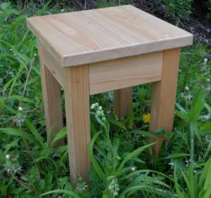 家族で「便利いす」作ろう 大工らが父の日に開催(茨城・大子町)