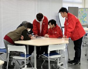 学生が講師のスマホ教室  茨城高専で9月(茨城・ひたちなか市)