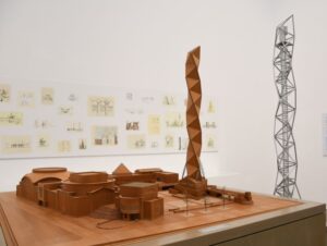 世界的建築家磯崎新さん大回顧展　水戸芸術館で開催  （茨城・水戸市）