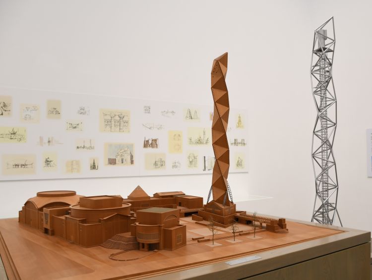 世界的建築家磯崎新さん大回顧展 水戸芸術館で開催 (茨城・水戸市)