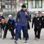 五輪出場佐藤選手母校で講演　友部小で　児童とガチ８０メートル走（茨城・笠間市）