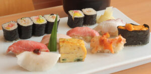 色彩豊かなにぎり　寿司割烹志しんや（茨城・潮来市）