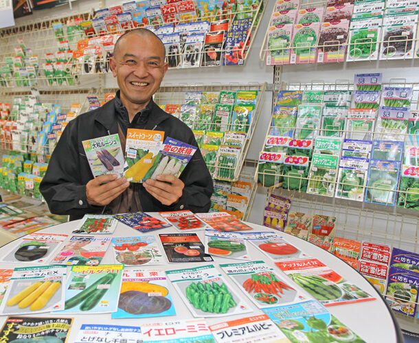 種が“百花繚乱"　タネのハシモト（茨城・行方市）
